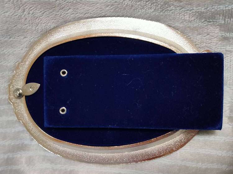 Gleaming House シルバー　 一輪挿し　フォトフレーム　セット（金・貴金属）の商品画像 - 査定依頼日：2023年2月8日 - 最高査定価格：100円