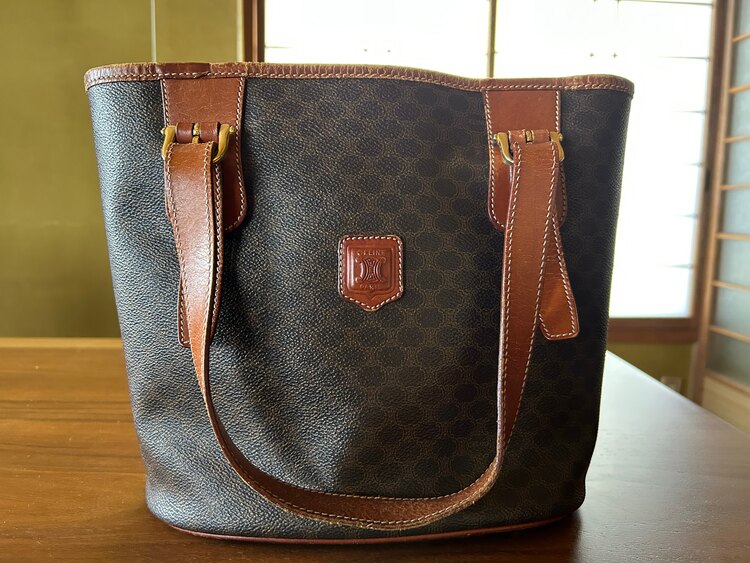 バケツ型パック（ブランドバッグ）の商品画像 - 査定依頼日：2025年2月2日 - 最高査定価格：5,000円