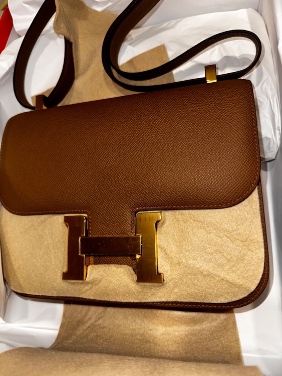 コンスタンス24 ALEZAN（ブランドバッグ）の商品画像 - 査定依頼日：2025年7月1日 - 最高査定価格：1,500,000円