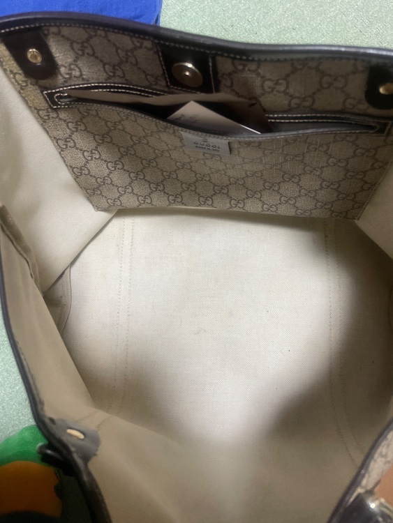 トートバッグ（ブランドバッグ）の商品画像 - 査定依頼日：2025年6月10日 - 最高査定価格：30,000円