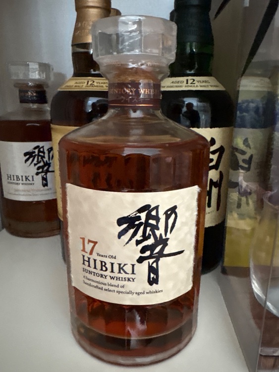 ウイスキー サントリー響 （お酒）の商品画像 - 査定依頼日：2025年8月24日 - 最高査定価格：52,000円