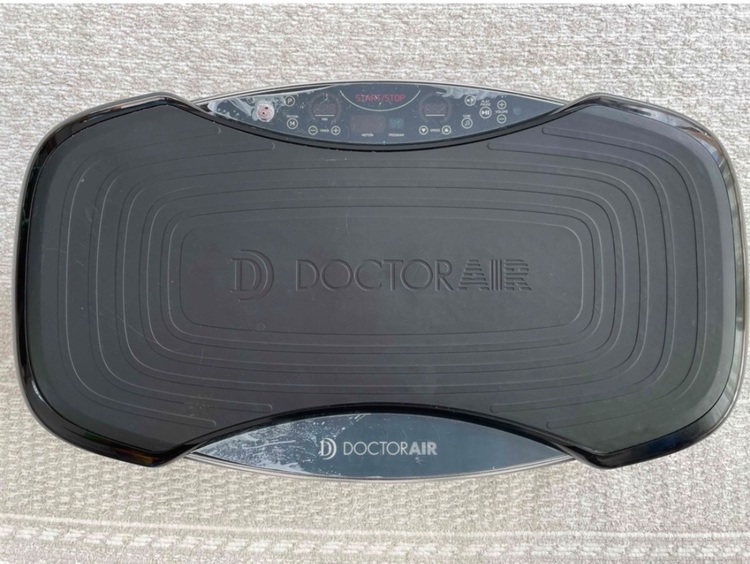 DOCTOR AIR 3D スーパーブレード PRO ブラック（コスメ・美容・健康器具）の商品画像 - 査定依頼日：2025年7月6日 - 最高査定価格：4,000円