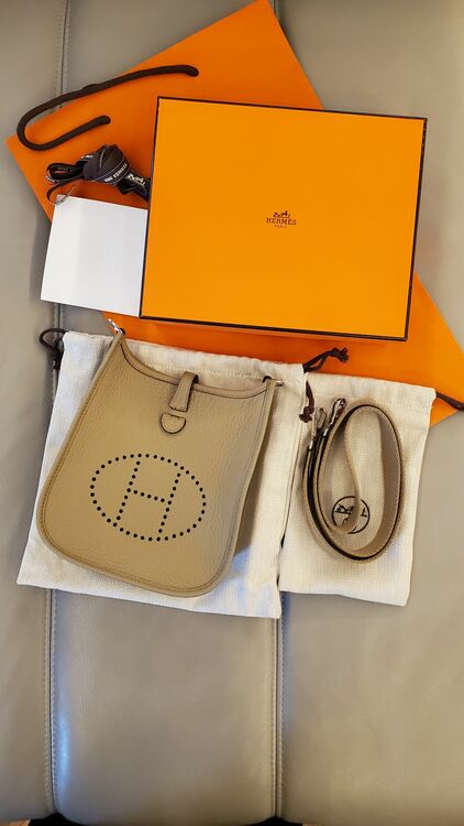 エルメス エブリン （ブランドバッグ）の商品画像 - 査定依頼日：2025年10月8日 - 最高査定価格：400,000円