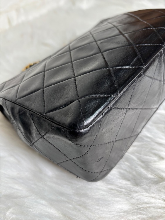 シャネル　ミニマトラッセ20 ラムスキン　ターンロック　チェーンショルダーバッグ（ブランドバッグ）の商品画像 - 査定依頼日：2025年8月4日 - 最高査定価格：300,000円