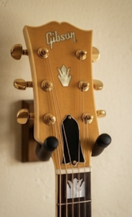 SJ-200 Original (Antique Natural)（ピアノ・楽器・PA機材）の商品画像 - 査定依頼日：2026年4月16日 - 最高査定価格：310,000円