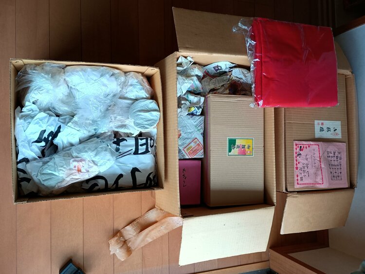 浅草橋の人形の田辺で購入した七段飾りの雛人形（美術品・骨董品）の商品画像 - 査定依頼日：2026年10月3日 - 最高査定価格：3,000円