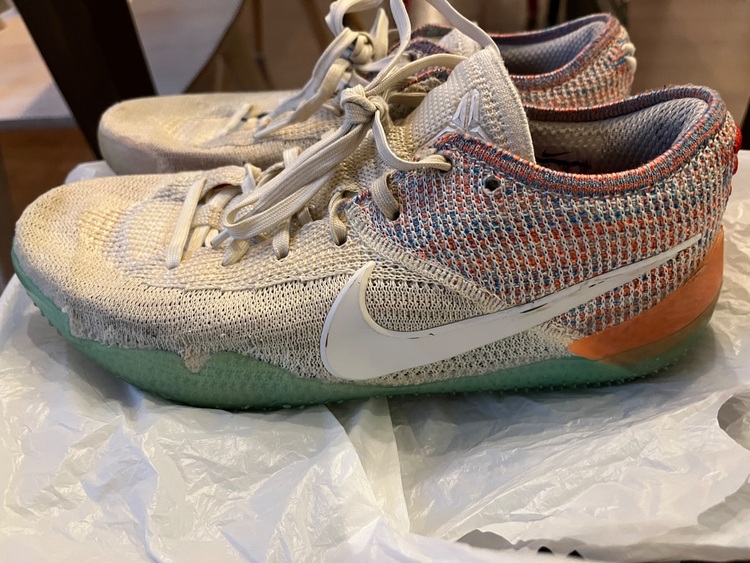 NIKE KOBE AD NXT 360 （古着・ファッション）の商品画像 - 査定依頼日：2025年10月19日 - 最高査定価格：100,000円