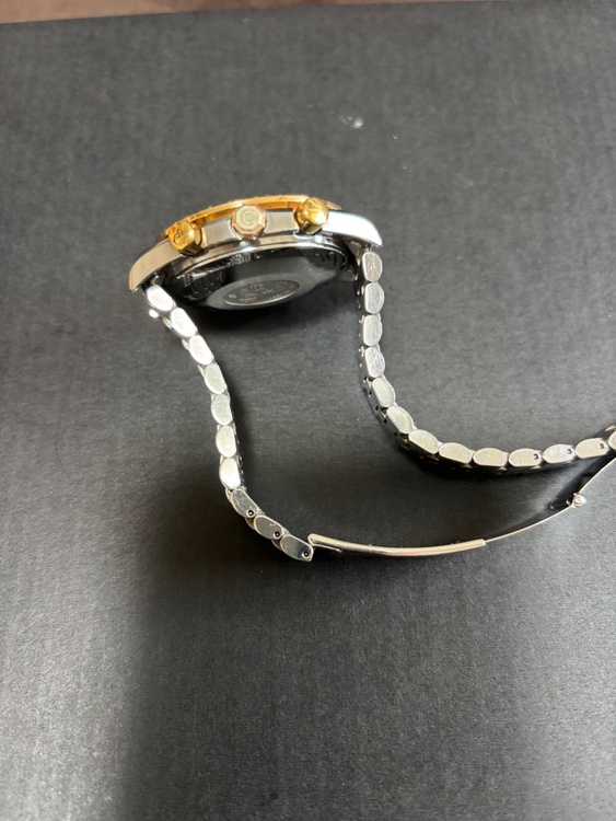 オメガ スピードマスター 3316500（高級時計）の商品画像 - 査定依頼日：2026年4月18日 - 最高査定価格：370,000円