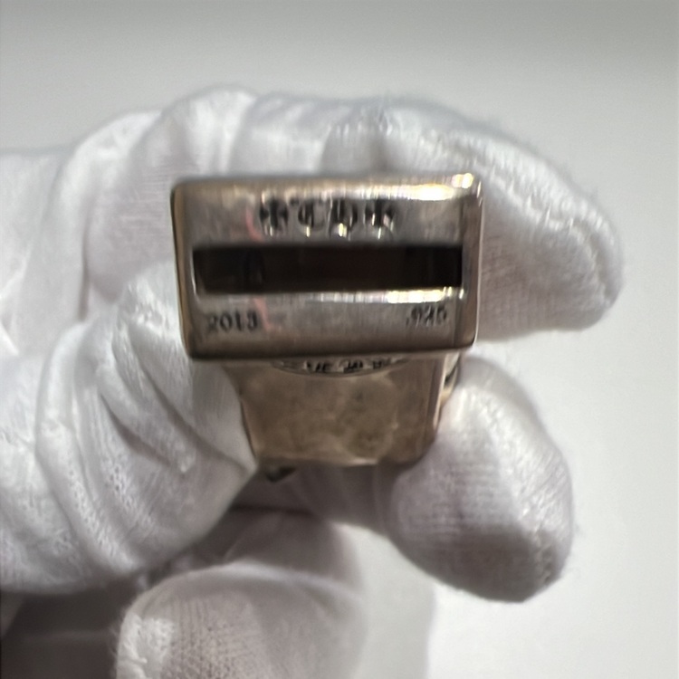 Chrome Hearts Tiny Whistle Charm CH Plus（古着・ファッション）の商品画像 - 査定依頼日：2025年9月5日 - 最高査定価格：170,000円