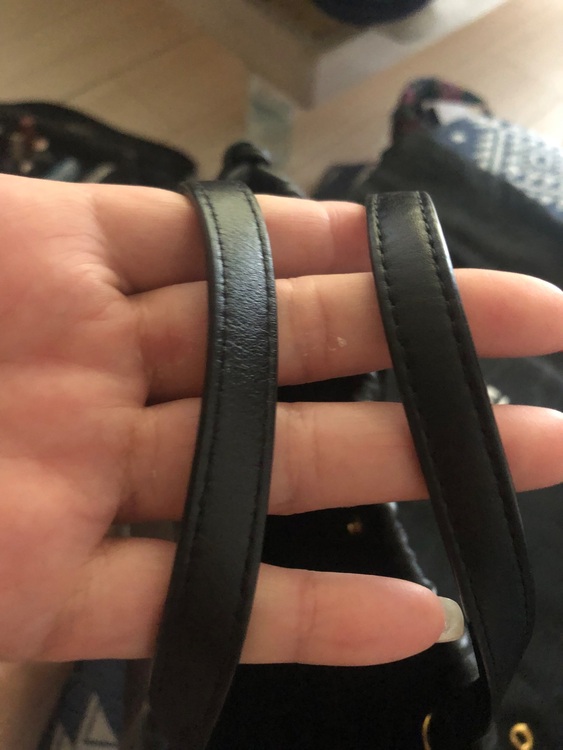 セリーヌ  （ブランドバッグ）の商品画像 - 査定依頼日：2025年7月28日 - 最高査定価格：200,000円