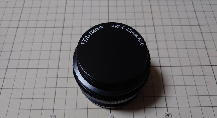 TTArtisan 25mm F2 キヤノン EF-M（カメラ）の商品画像 - 査定依頼日：2026年3月9日 - 最高査定価格：999円