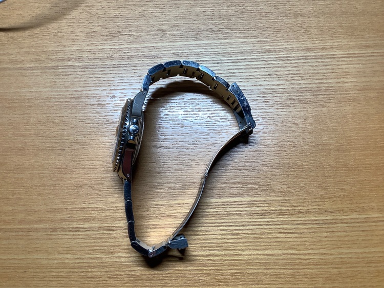 ロレックス GMTマスター 1671（高級時計）の商品画像 - 査定依頼日：2025年9月26日 - 最高査定価格：1,700,000円