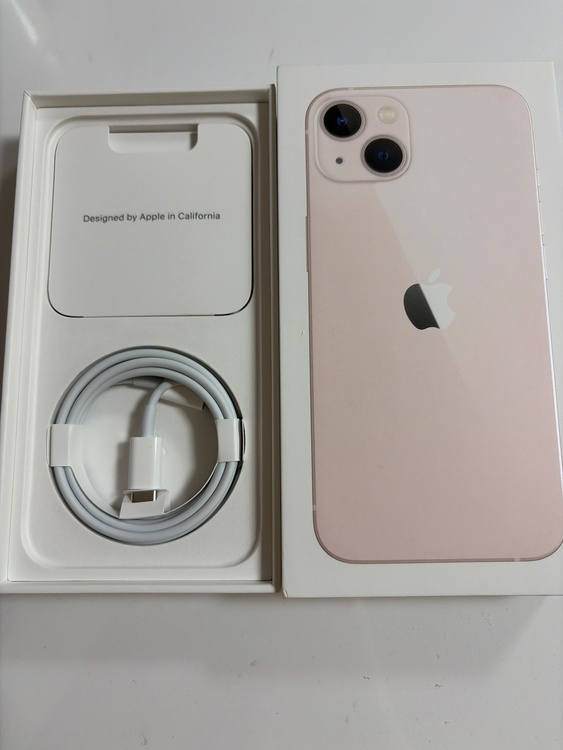 iPhone iPhone 13 256GB SIMフリー（スマホ）の商品画像 - 査定依頼日：2026年8月29日 - 最高査定価格：37,000円