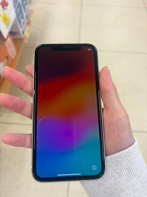 iPhone11 128GB docomo（スマホ）の商品画像 - 査定依頼日：2026年4月27日 - 最高査定価格：19,000円