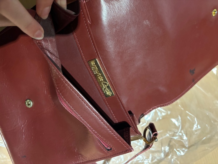 カルティエ その他 マストライン し（高級時計）の商品画像 - 査定依頼日：2025年10月23日 - 最高査定価格：4,000円