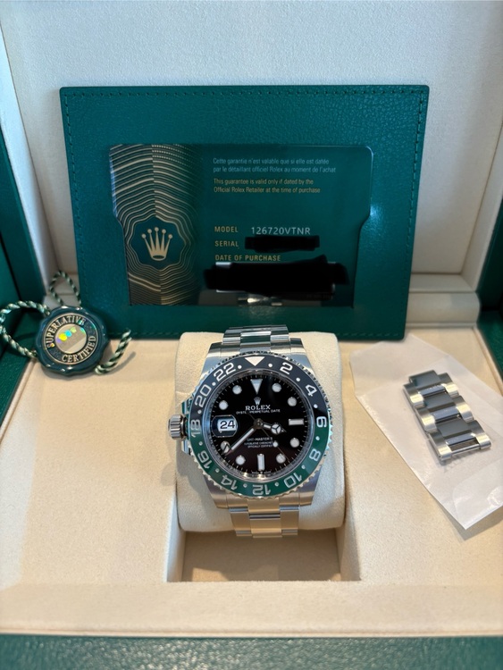 126720VTNR（高級時計）の商品画像 - 査定依頼日：2025年10月24日 - 最高査定価格：2,700,000円