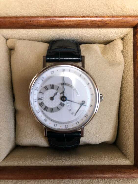 18WG レギュレーター　カレンダー　パワーリザーブ（高級時計）の商品画像 - 査定依頼日：2025年4月29日 - 最高査定価格：1,500,000円