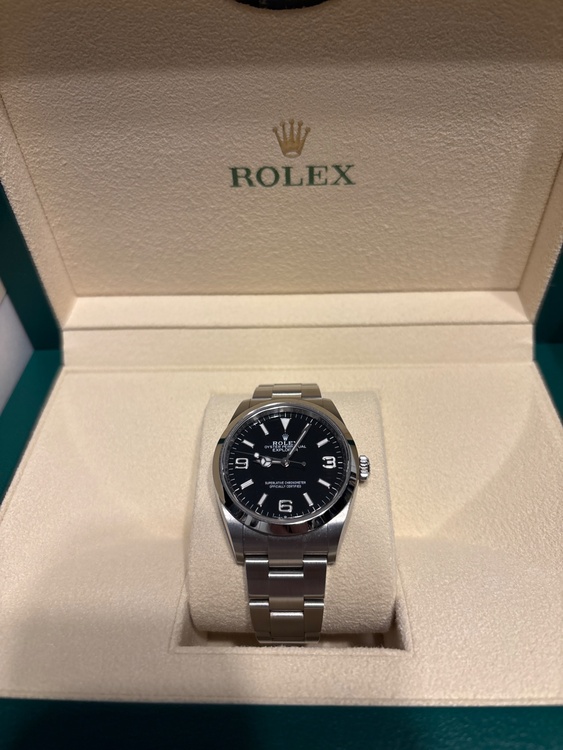 ロレックス エクスプローラー 12427（高級時計）の商品画像 - 査定依頼日：2026年2月9日 - 最高査定価格：1,400,000円