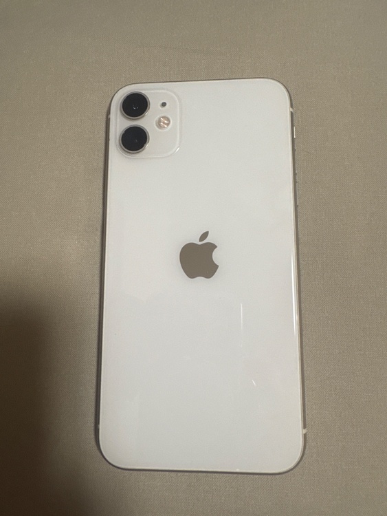 iPhone11 128GB SIMフリー（スマホ）の商品画像 - 査定依頼日：2026年2月28日 - 最高査定価格：21,000円