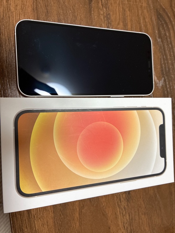 iPhone iPhone 12 128GB SIMフリー（スマホ）の商品画像 - 査定依頼日：2026年7月4日 - 最高査定価格：25,500円