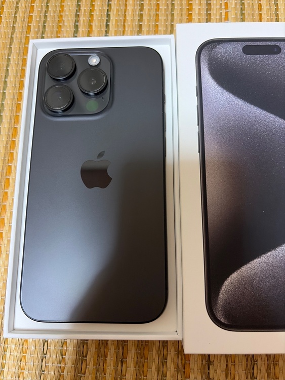 iPhone iPhone 15 Pro 256GB Softbank（スマホ）の商品画像 - 査定依頼日：2026年7月2日 - 最高査定価格：81,000円