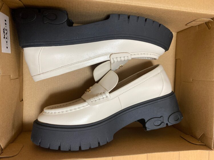 coach（古着・ファッション）の商品画像 - 査定依頼日：2025年2月20日 - 最高査定価格：5,000円