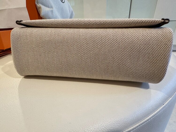 エルメス エールバッグ （ブランドバッグ）の商品画像 - 査定依頼日：2025年5月31日 - 最高査定価格：450,000円