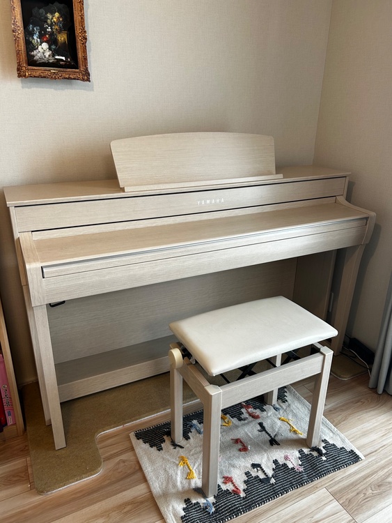 CLP-745（ピアノ・楽器・PA機材）の商品画像 - 査定依頼日：2026年2月22日 - 最高査定価格：5,000円