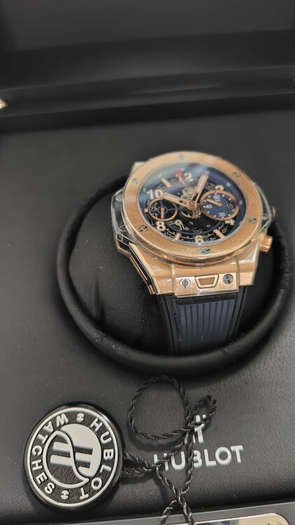 ビッグバンウニコ キングゴールド ブルー（高級時計）の商品画像 - 査定依頼日：2025年8月28日 - 最高査定価格：2,500,000円