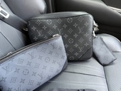 LOU IS V U ITT ON（ブランドバッグ）の商品画像 - 査定依頼日：2026年6月5日 - 最高査定価格：100,000円