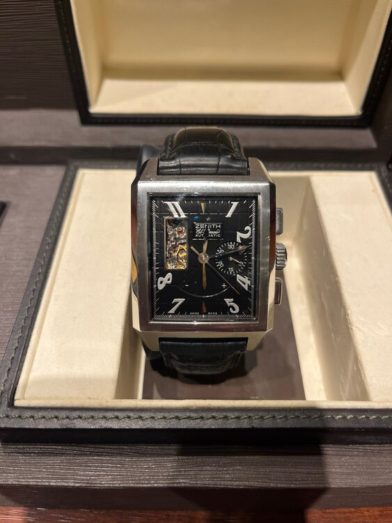 ゼニス エルプリメロ 03.0550.4021/21.C503（高級時計）の商品画像 - 査定依頼日：2025年4月13日 - 最高査定価格：300,000円