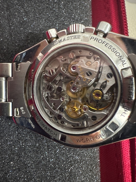 オメガスピードマスター（高級時計）の商品画像 - 査定依頼日：2025年8月23日 - 最高査定価格：880,000円