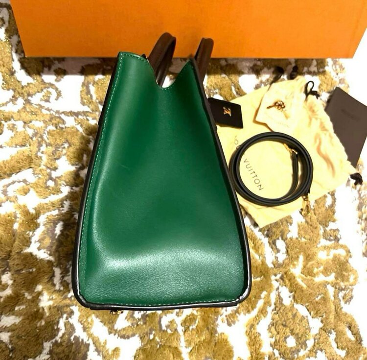 シティスティーマーPM（ブランドバッグ）の商品画像 - 査定依頼日：2025年1月17日 - 最高査定価格：90,000円