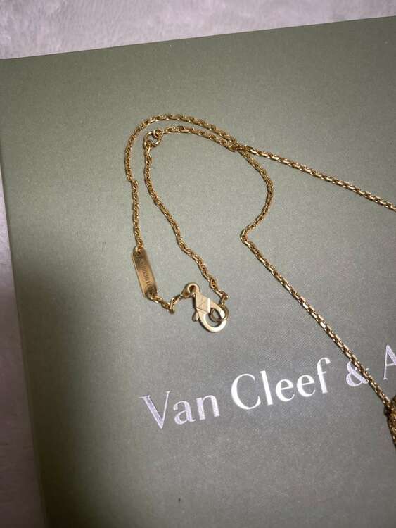 ヴィンテージアルハンブラペンダント（金・貴金属）の商品画像 - 査定依頼日：2025年5月9日 - 最高査定価格：260,000円