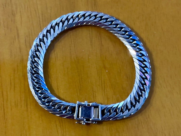 喜平8面トリプル・ブレスレット（金・貴金属）の商品画像 - 査定依頼日：2026年2月14日 - 最高査定価格：460,000円