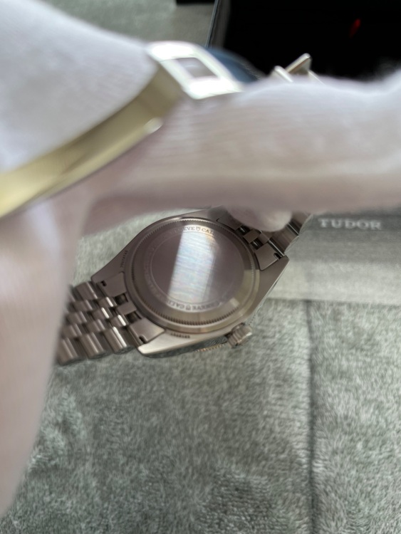 チューダー ブラックベイ （高級時計）の商品画像 - 査定依頼日：2025年6月29日 - 最高査定価格：440,000円