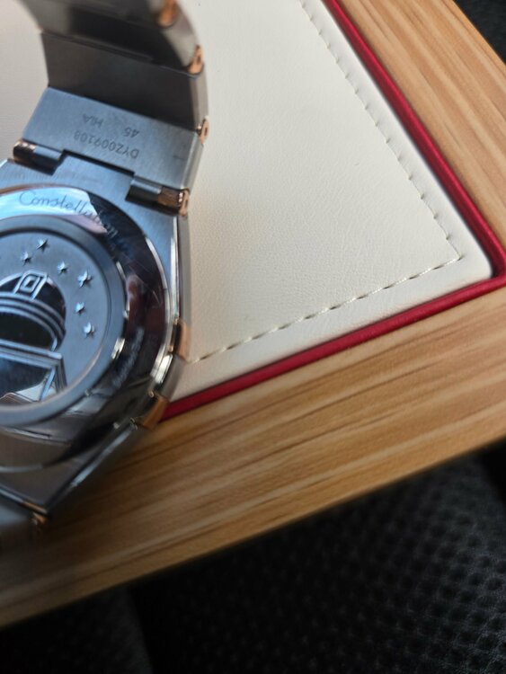 オメガ　コンステレーション131.20.36.60.02.001 （高級時計）の商品画像 - 査定依頼日：2026年1月14日 - 最高査定価格：900,000円