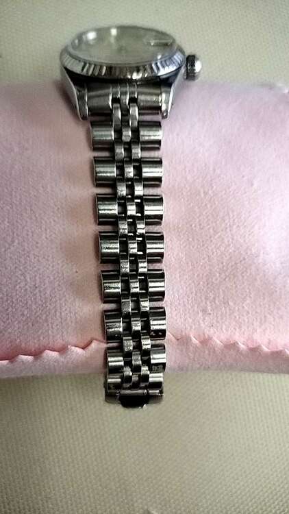 ロレックス デイトジャスト 6917（高級時計）の商品画像 - 査定依頼日：2025年3月19日 - 最高査定価格：600,000円