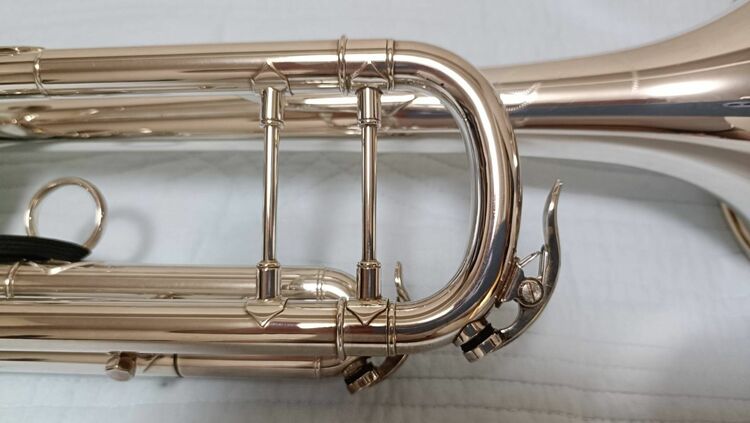 TR400SP（ピアノ・楽器・PA機材）の商品画像 - 査定依頼日：2025年10月1日 - 最高査定価格：72,500円