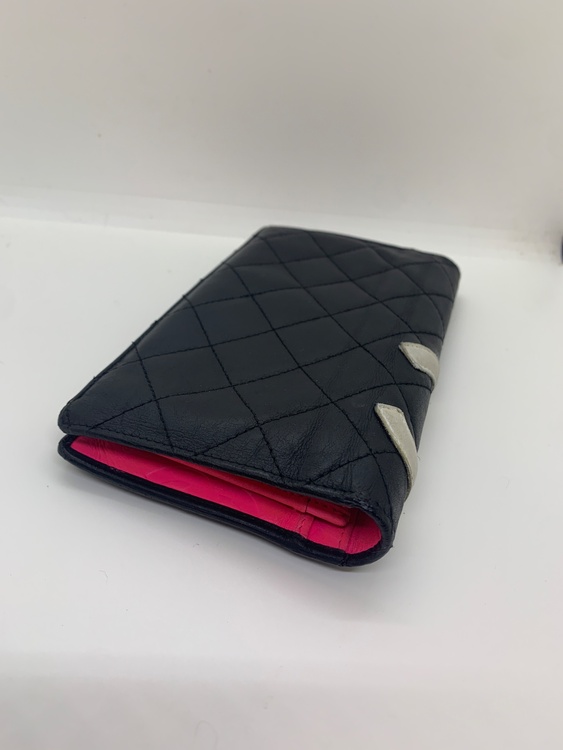 カンボンライン ラムスキン　マトラッセ 長財布 ブラック ココマーク ホワイト（ブランド財布・小物）の商品画像 - 査定依頼日：2026年7月12日 - 最高査定価格：10,000円