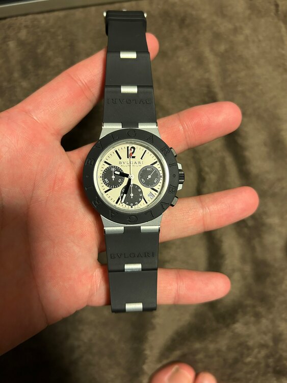 ブルガリアルミニウムクロノグラフBB40ATCH（高級時計）の商品画像 - 査定依頼日：2025年5月31日 - 最高査定価格：30,000円