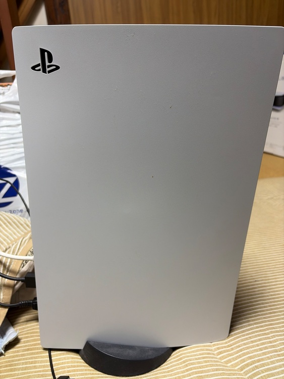 CFI-1000A01（ゲーム機本体・ゲームソフト）の商品画像 - 査定依頼日：2026年3月30日 - 最高査定価格：30,000円