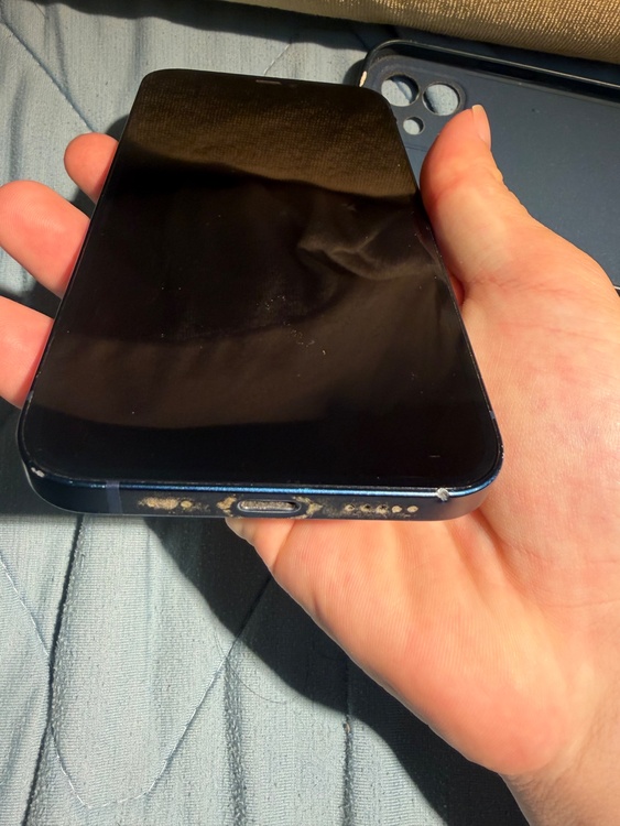 iPhone iPhone 12 64GB 楽天モバイル（スマホ）の商品画像 - 査定依頼日：2026年9月1日 - 最高査定価格：18,000円