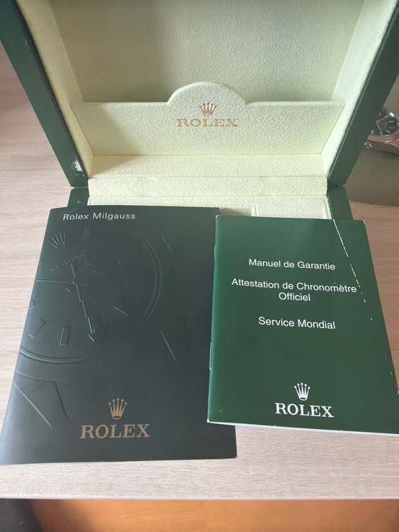 ロレックス ミルガウス （高級時計）の商品画像 - 査定依頼日：2025年11月17日 - 最高査定価格：1,300,000円