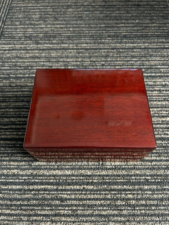 ロレックス デイトナ 1652（高級時計）の商品画像 - 査定依頼日：2025年1月27日 - 最高査定価格：5,500,000円