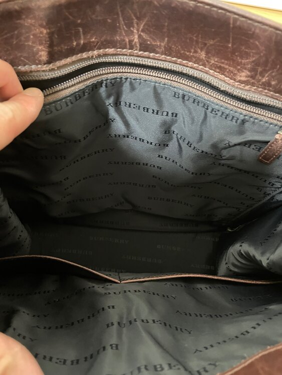 バッグ（ブランドバッグ）の商品画像 - 査定依頼日：2025年2月15日 - 最高査定価格：13,000円