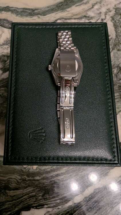 ロレックス パーペチュアルデイト 68274NA（高級時計）の商品画像 - 査定依頼日：2025年3月17日 - 最高査定価格：550,000円