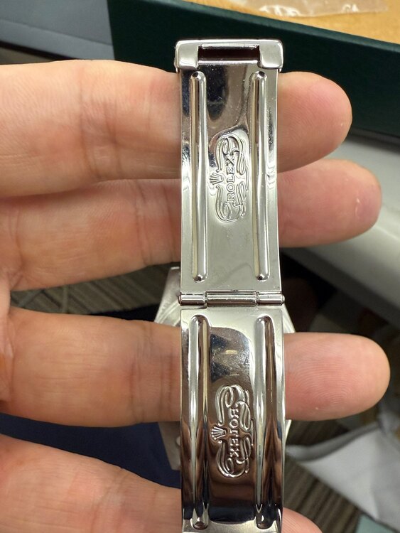 ロレックス GMTマスター 1671（高級時計）の商品画像 - 査定依頼日：2025年4月17日 - 最高査定価格：1,700,000円