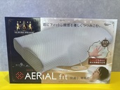 AERiAL Fit White（家具・寝具）の商品画像 - 査定依頼日：2025年7月13日 - 最高査定価格：1,000円