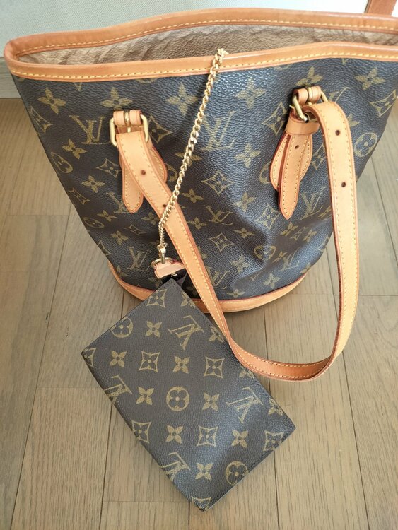 バケツタイプ（古着・ファッション）の商品画像 - 査定依頼日：2025年12月13日 - 最高査定価格：35,000円